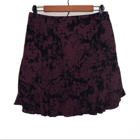 BANANA REPUBLIC Ruffle Flounce Hem Marble Printed Mini Skirt Size 2 - Picture 2 of 9